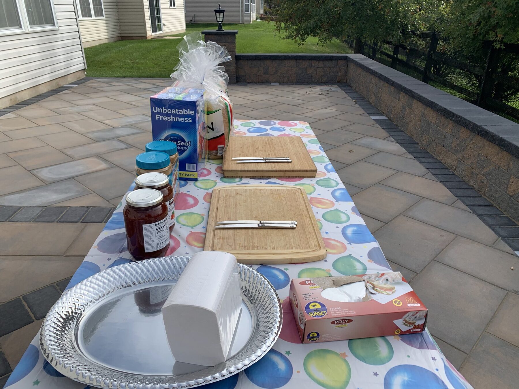 Packaging supplies prepared before sandwich assembly